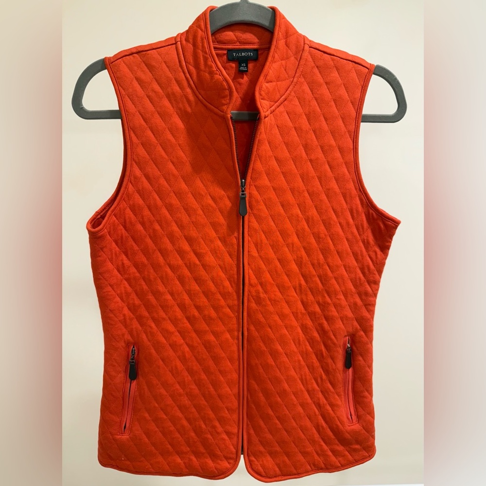 TALBOTS Orange Quilted Cotton Vest with Brown Leather Zipper Detail in XS